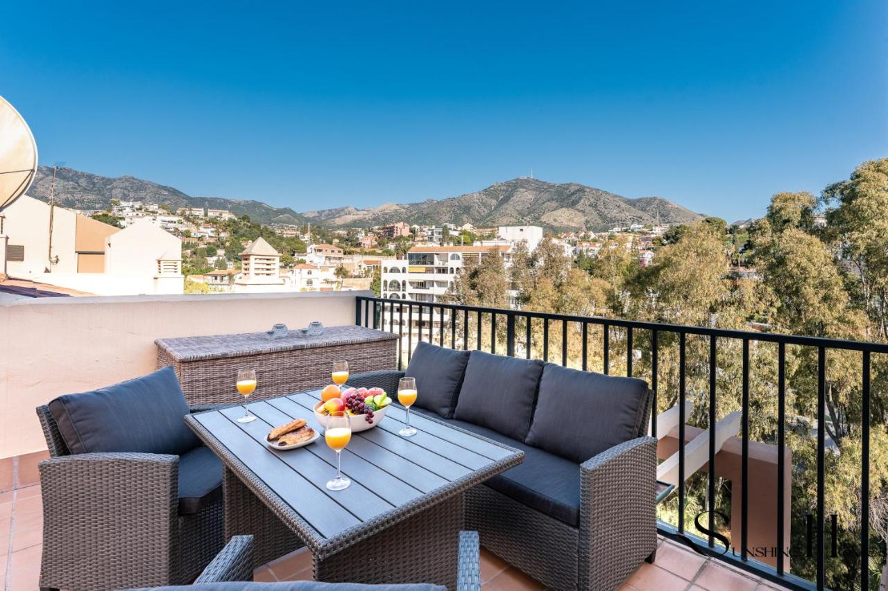 Mountain Views, Pool & Rooftop, Cozy 2BR for 6 - B&B Fuengirola