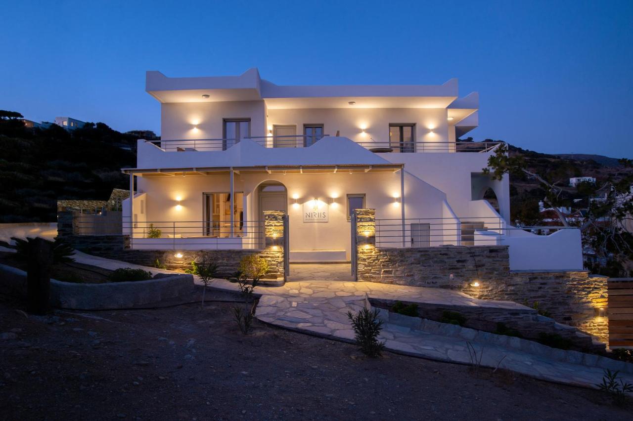 Niriis Sea View Apartments Pasithea & Psamathe Batsi - B&B