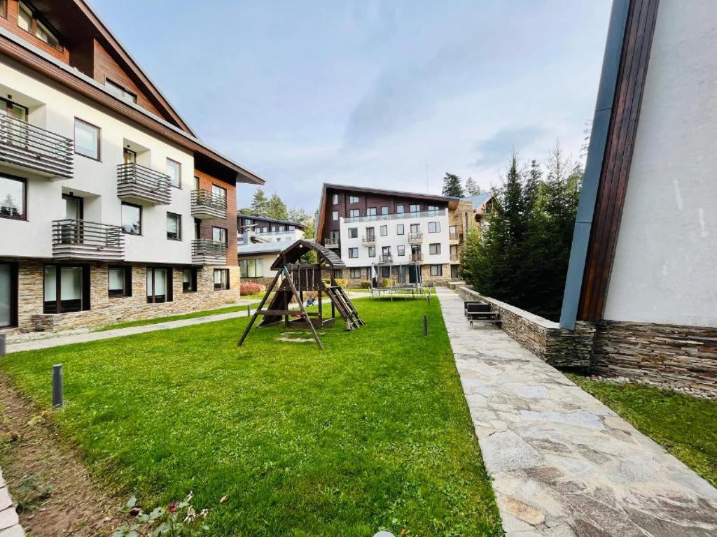 Alpine Charm Borovets Apart - B&B