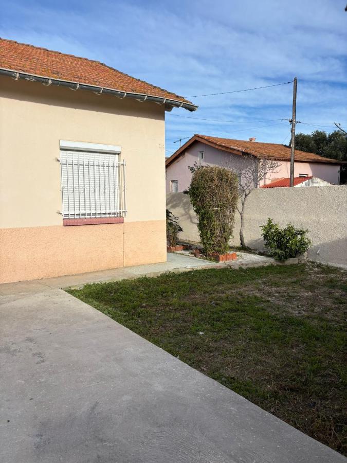 Charmante Maison avec Jardin Proche du Centre de Perpignan - B&B
