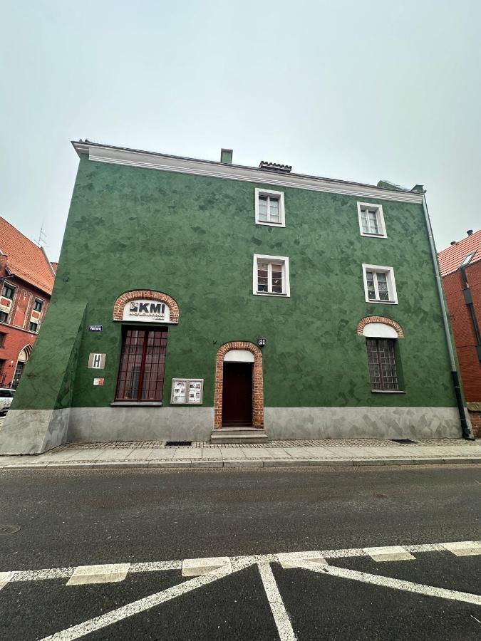 Garsoniera by Rentoom - Bed and Breakfast Toruń