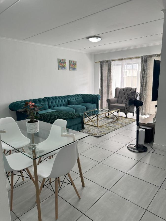 Comfy 2-Bedroom at Kikuyu Estate - Ferienwohnung Johannesburg