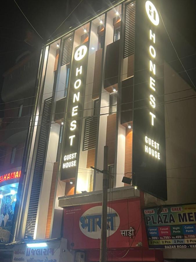 Honest Guest House - B&B Vapi