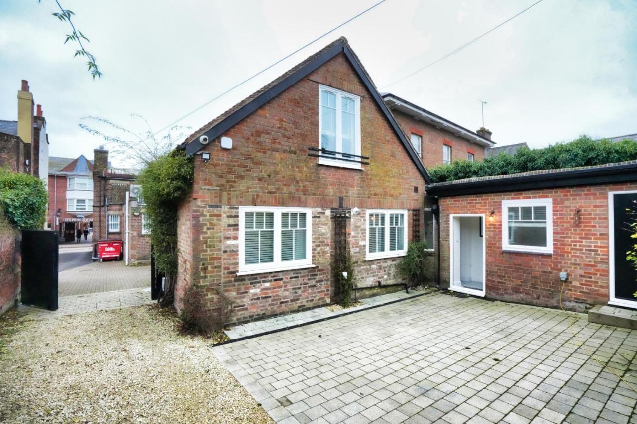 Historic Wing in Tring: Cozy and Scenic - Bed and Breakfast Tring