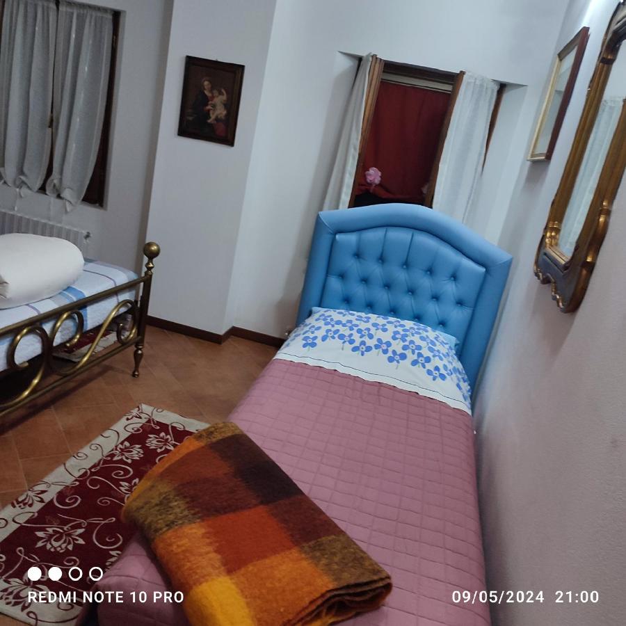 Camera Deluxe (2 Adulti + 1 Bambino)