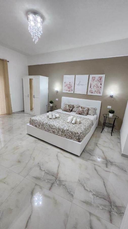 L'impero dei fiori - B&B Rome