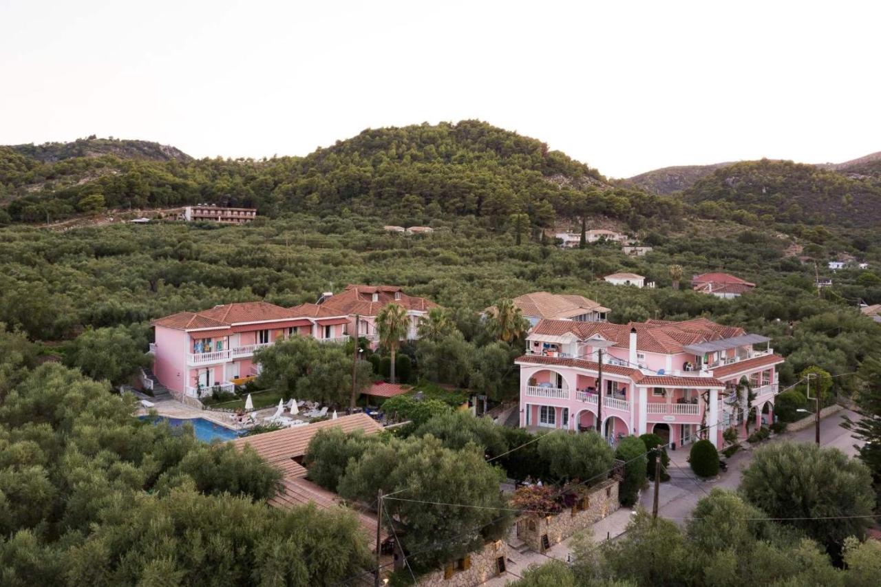 Special Offer - Studio (2 Adults)