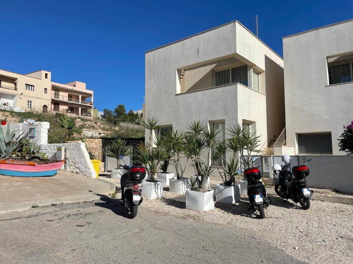 Alla Scala colorata - B&B Lampedusa