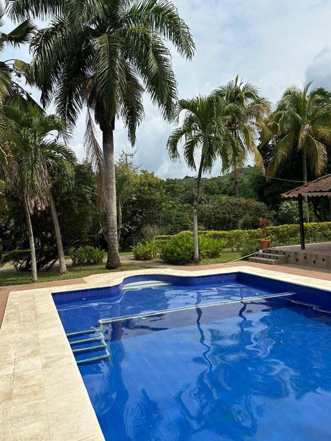 Casa Manatí Chambu San Joaquin - B&B La Mesa