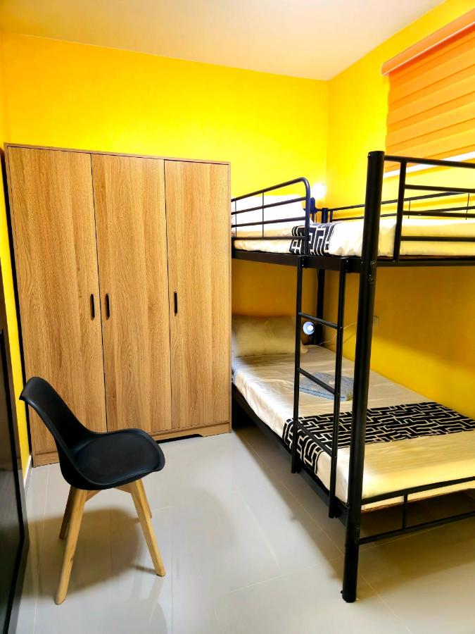 Apartment for Rent, Suite 90 sqm, Aircon, 5G Wifi, Netflix - B&B Cantilan