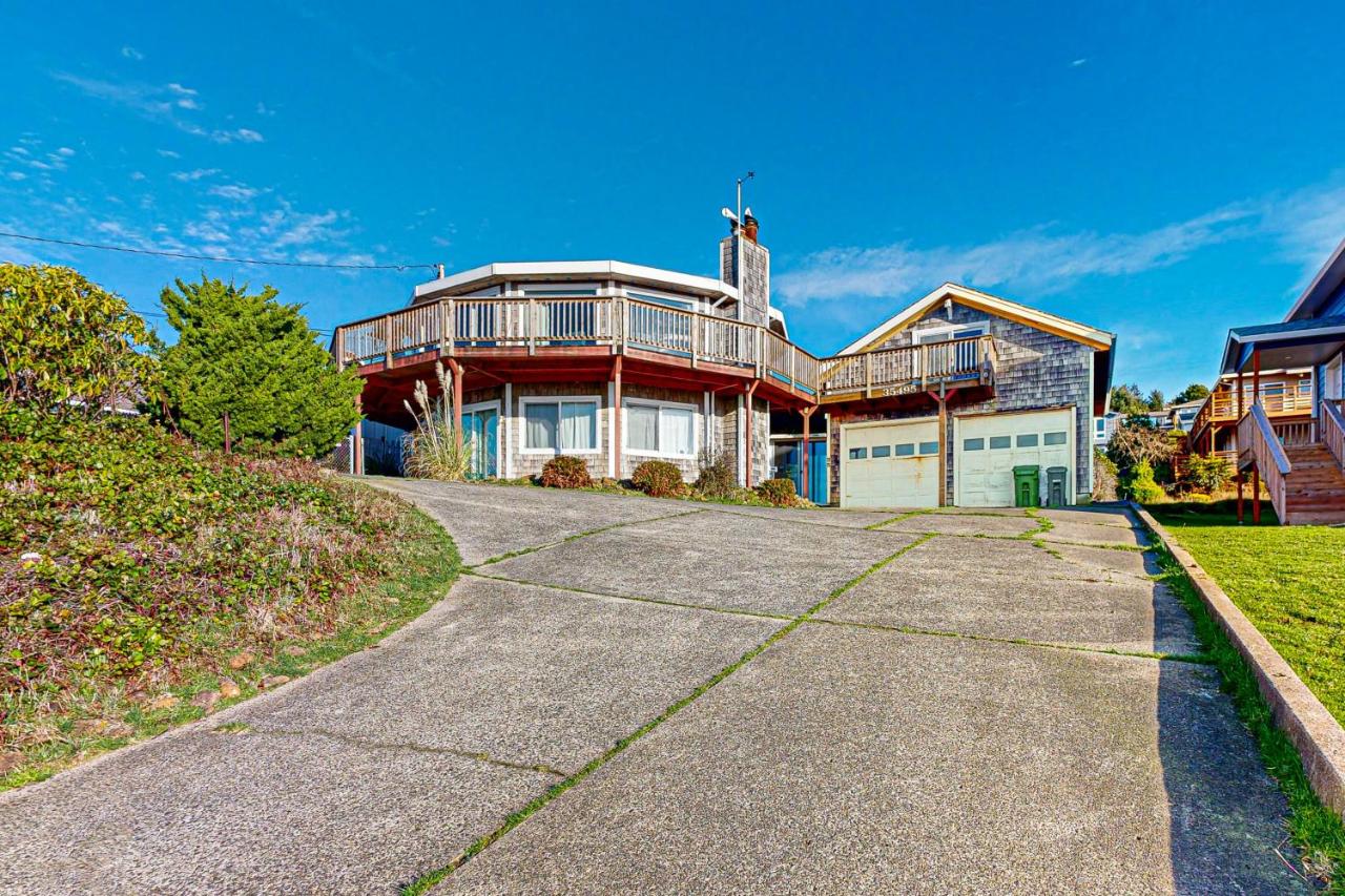Carousel House in Pacific City - B&B Pacific City