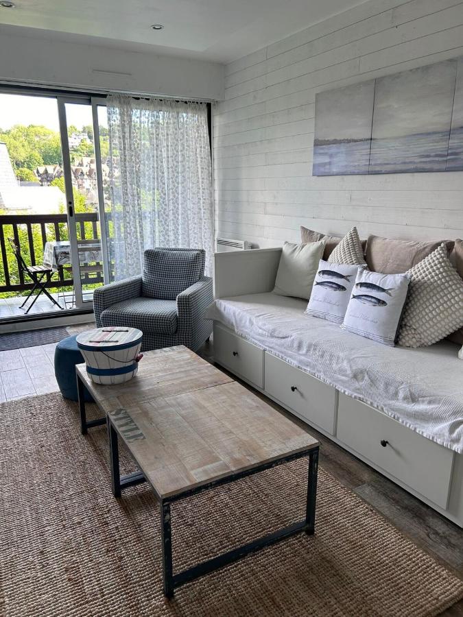 Deauville - appartement avec terrasse face à l'Hippodrome - B&B Deauville