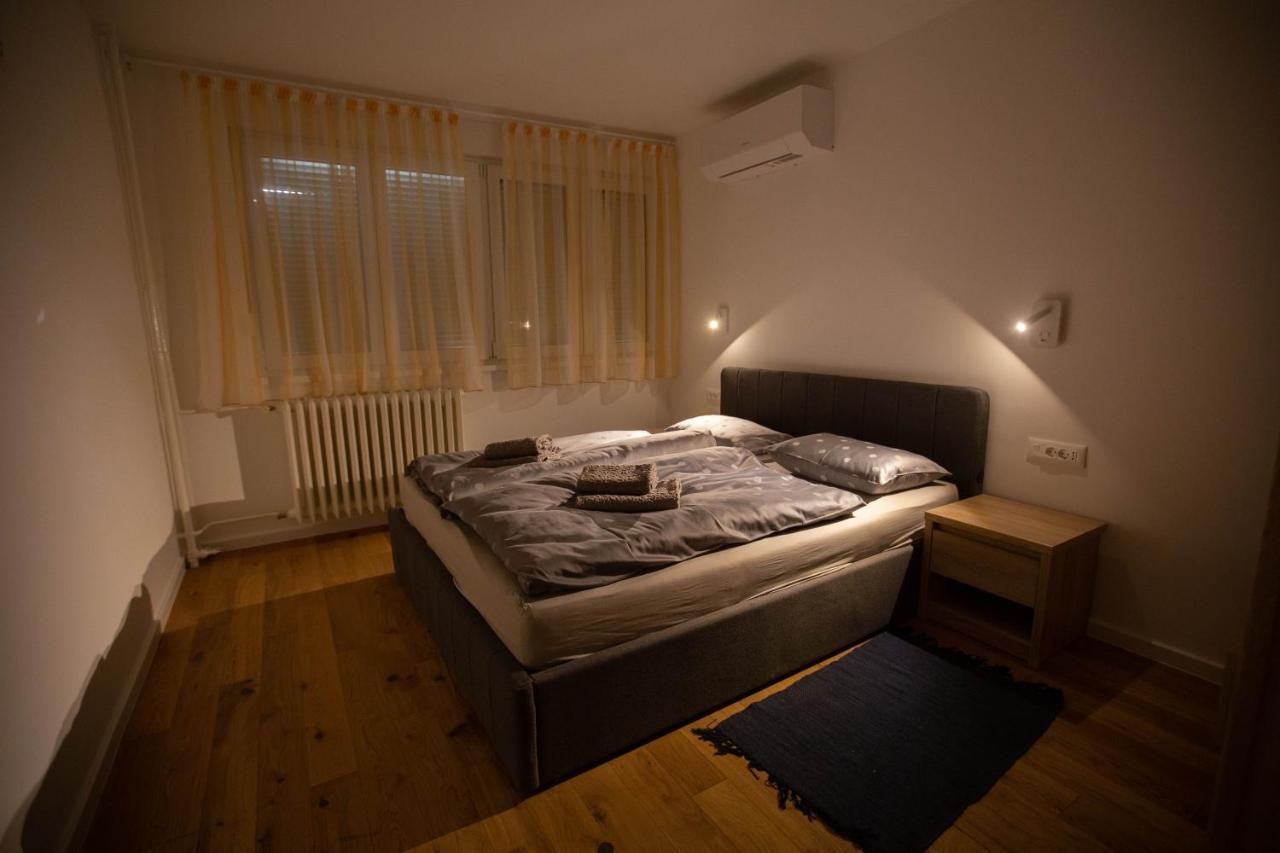 FIVE apartment - very center - B&B Osijek