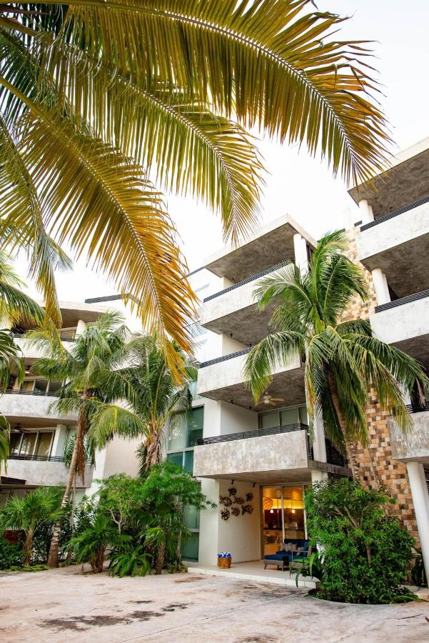 Playing Paradise - Perfect Escape - B&B Progreso