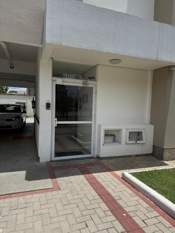Apartamento 2 quartos com piscina em Canasvieiras - Bed and Breakfast