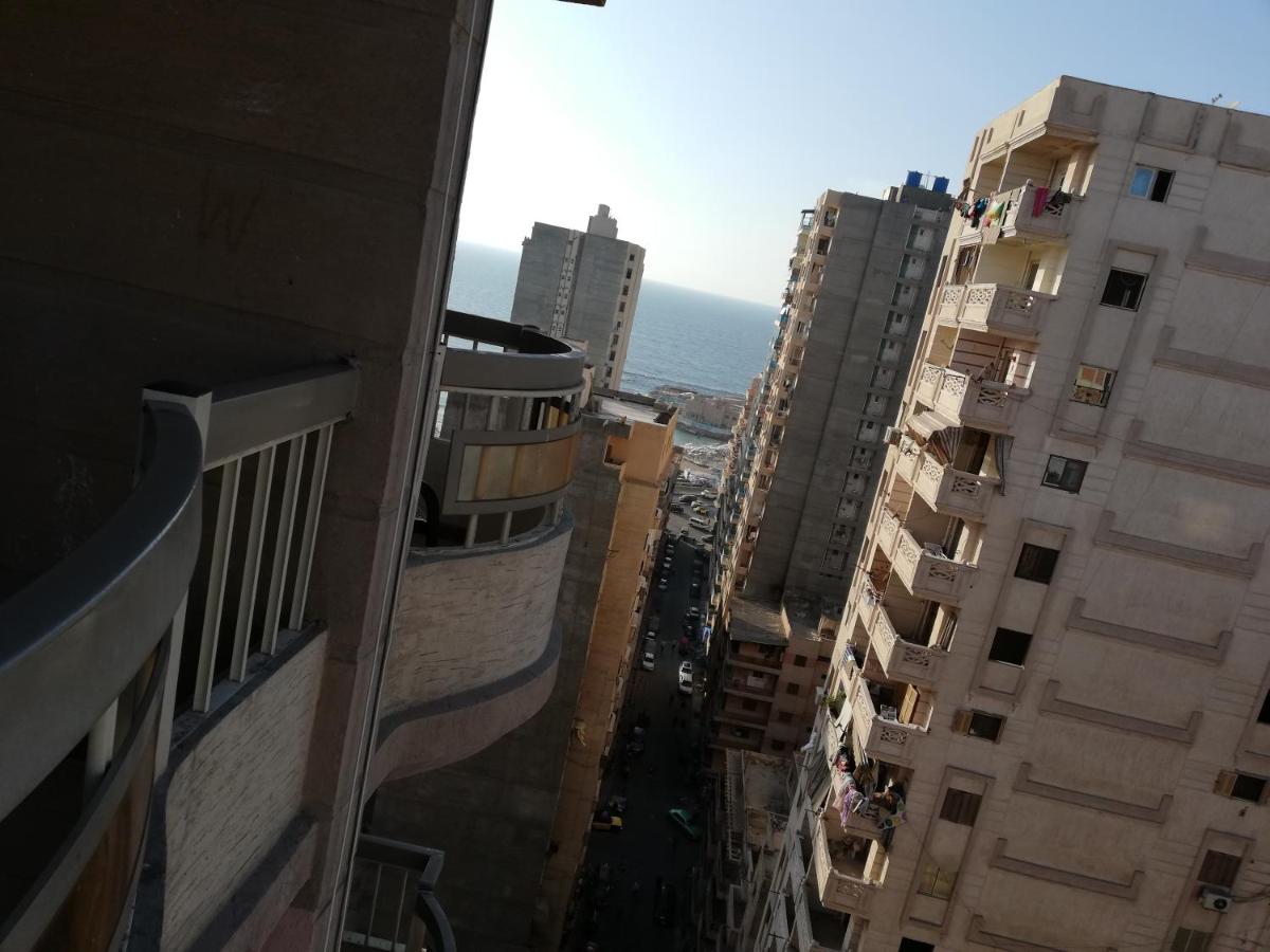 VIP APARTMENT WITH Sea VIEW - Ferienwohnung