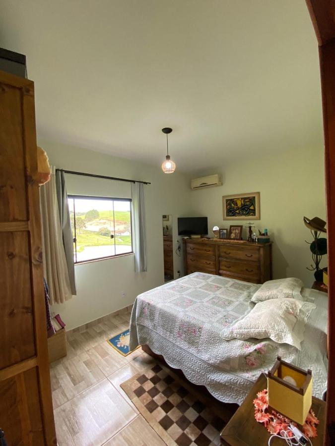 Sitio Tio Jonas - Rancho Queimado - casa da colina - B&B