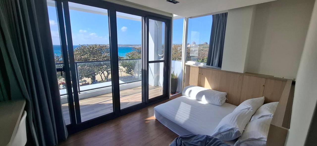 Double Room with Balcony and Sea View