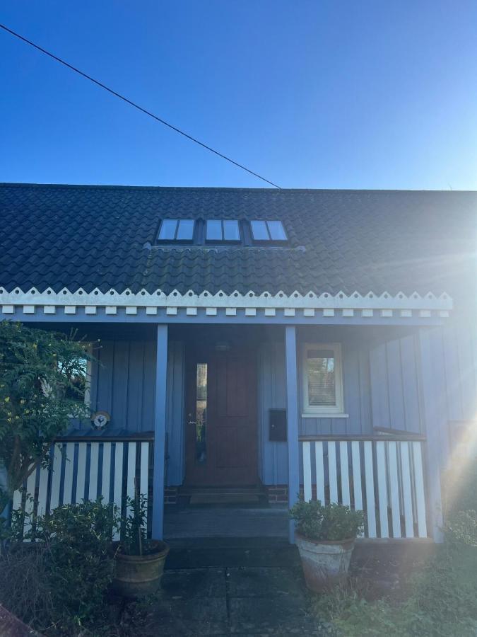 Nestled in the heart of a picturesque village & a stones throw from Westleton Heath and the Suffolk Coastline - B&B