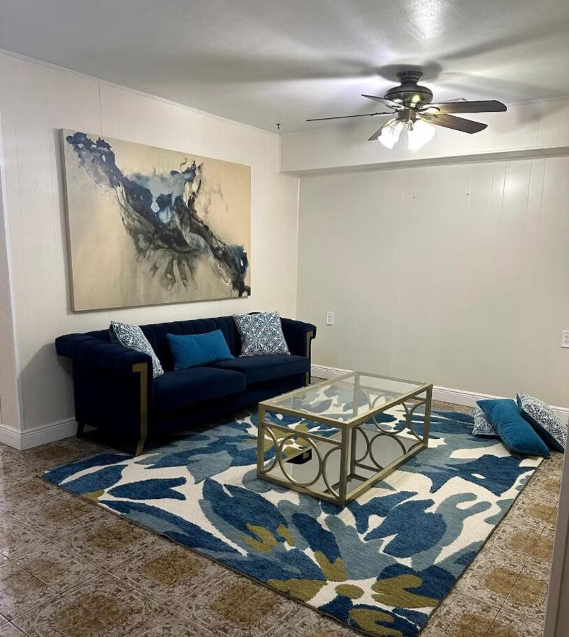 SHARED room for WOMEN - Queen Room - Bunk 6 - Ferienwohnung Miami