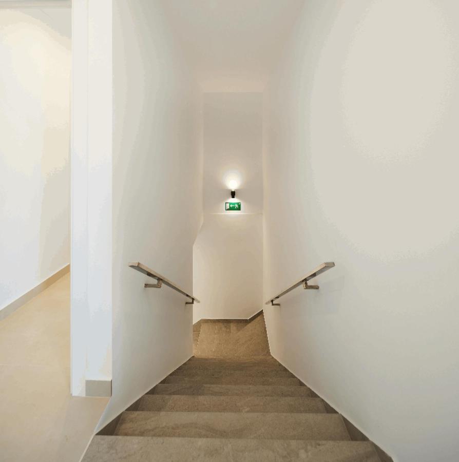 Superior One-Bedroom Apartment with Balcony