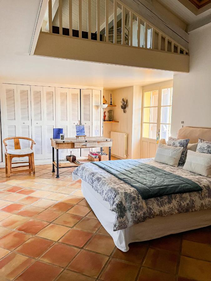 Suite with Pool View