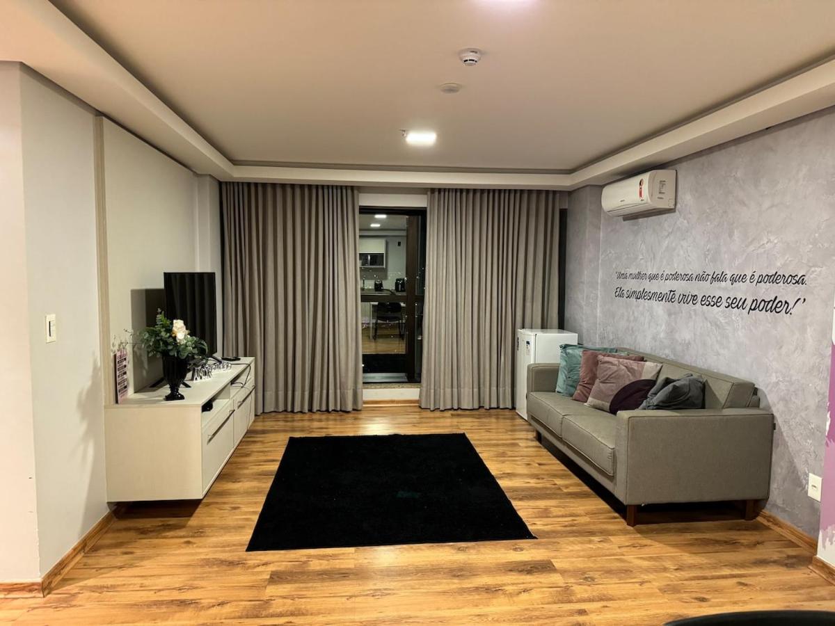 Apto 2 suítes, wifi e estacionamento - Ferienwohnung Campo Grande