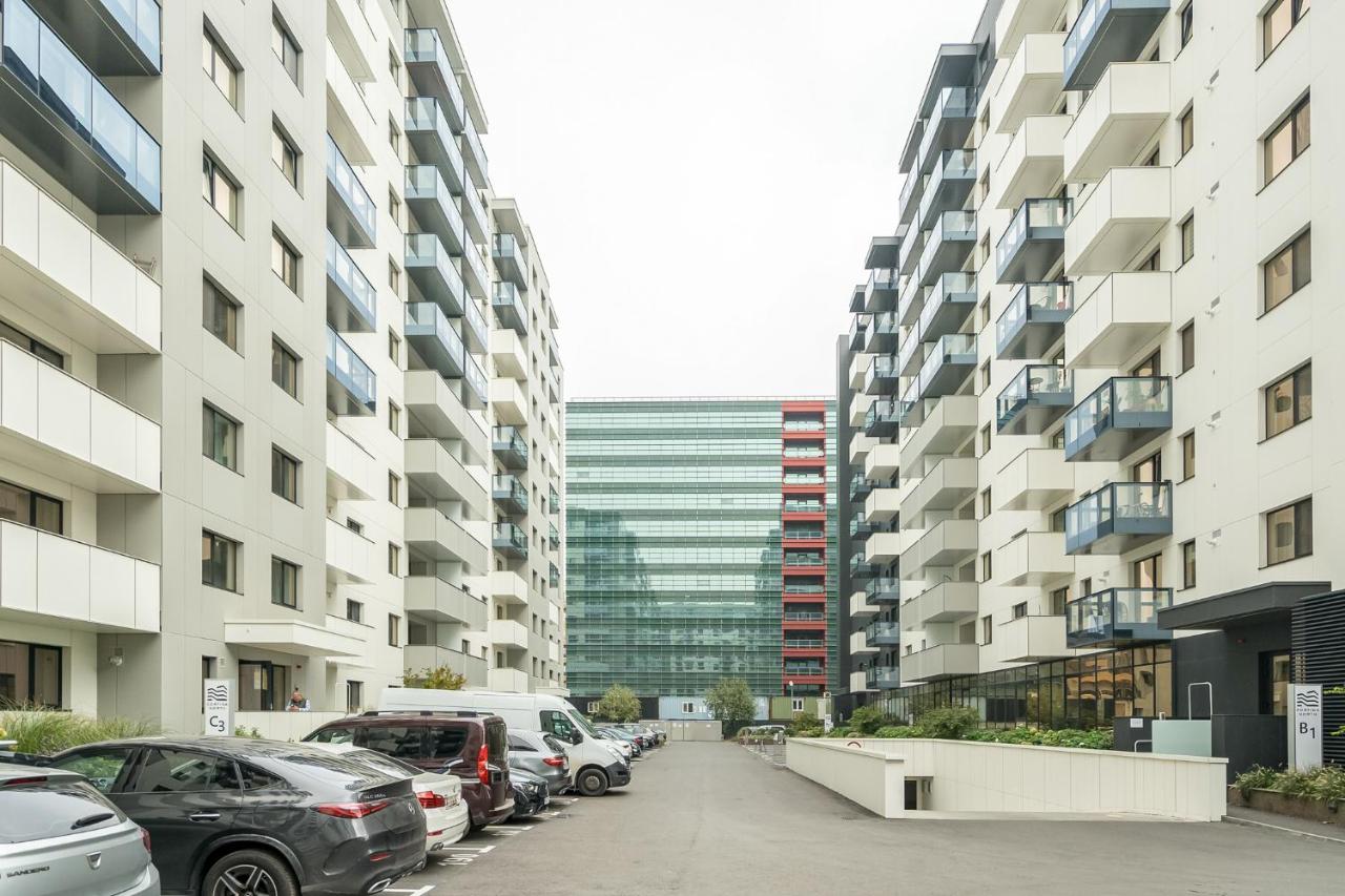 Cortina North Premium Smart Apartment with Parking - B&B