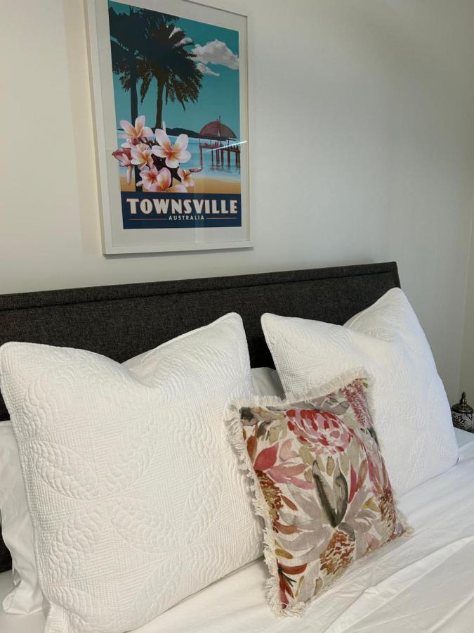 Walk to Palmer B&B - U21 - B&B Townsville