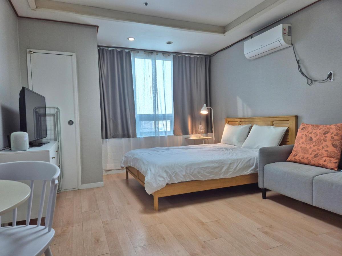 Sinsa urban house - B&B