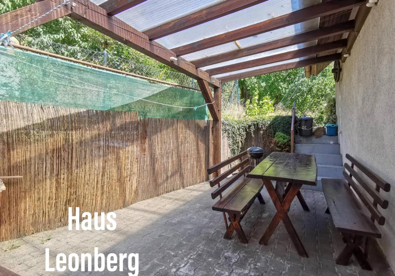 Shared house Gebersheim Leonberg - B&B Leonberg