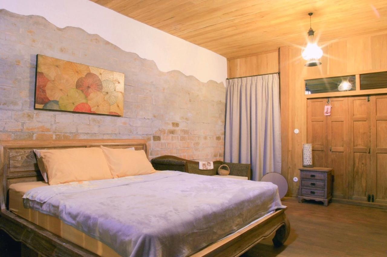 Deluxe King Suite