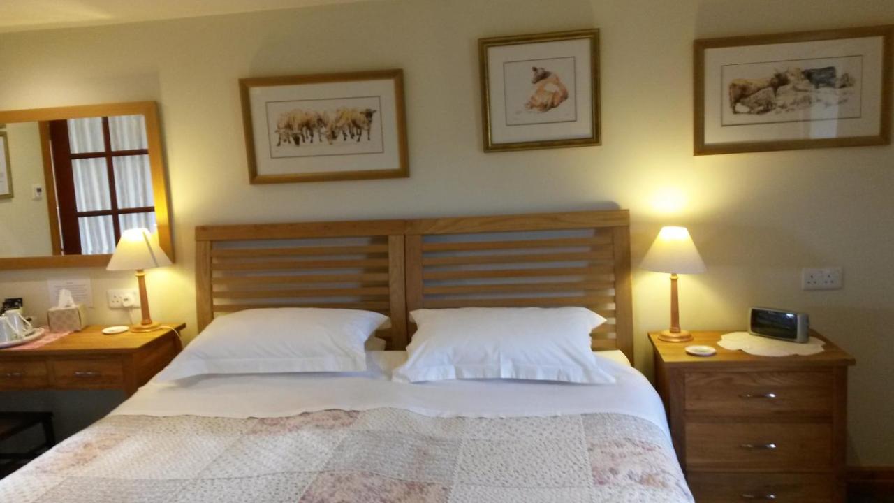 Doppel-/Zweibettzimmer mit Blick auf die Landschaft