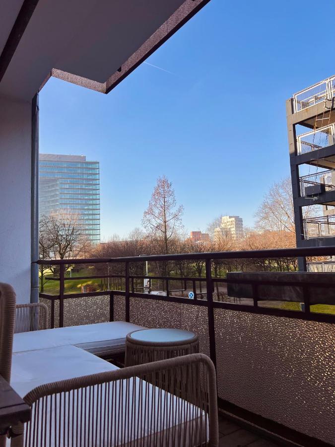 Apartment am Düsseldorfer Hafen - Ferienwohnung