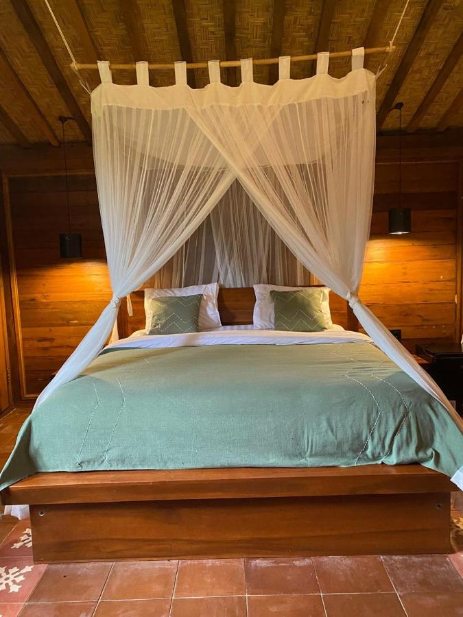 Nishiyama Sambangan river view - B&B Banjar Ambengan