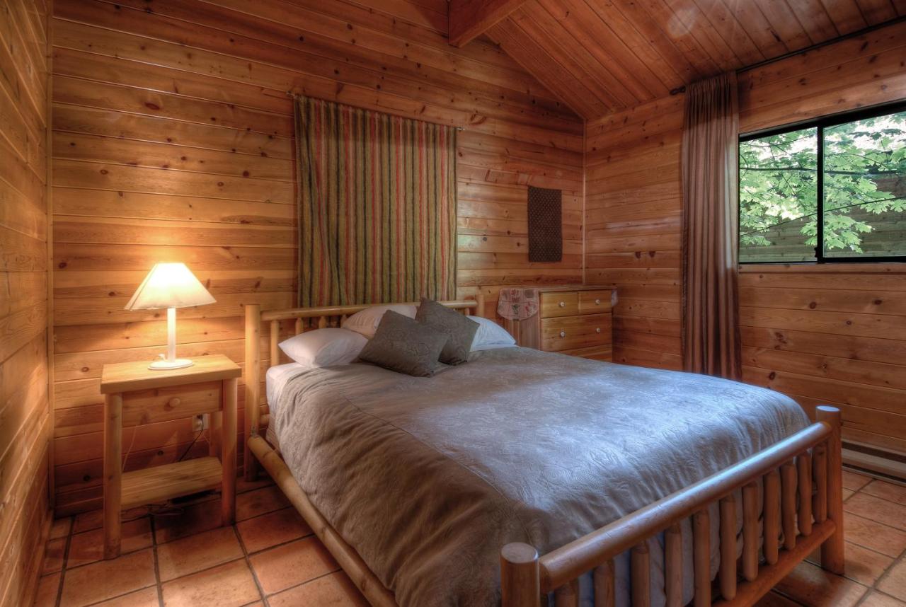 One-Bedroom Cottage