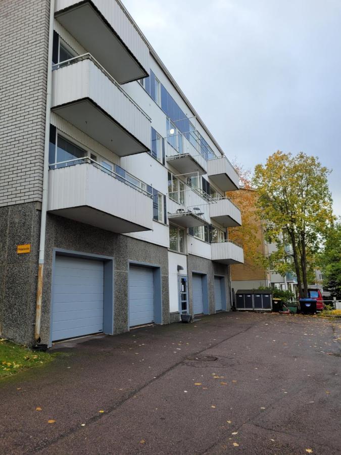 Green studio near city center, free Wi-Fi - Bed and Breakfast