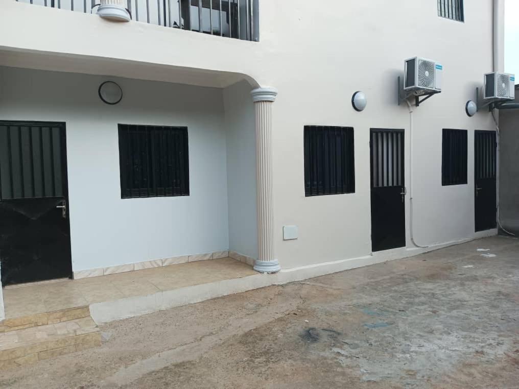 Chambre meublée extra confort à Yaoundé - Ferienwohnung Yaoundé