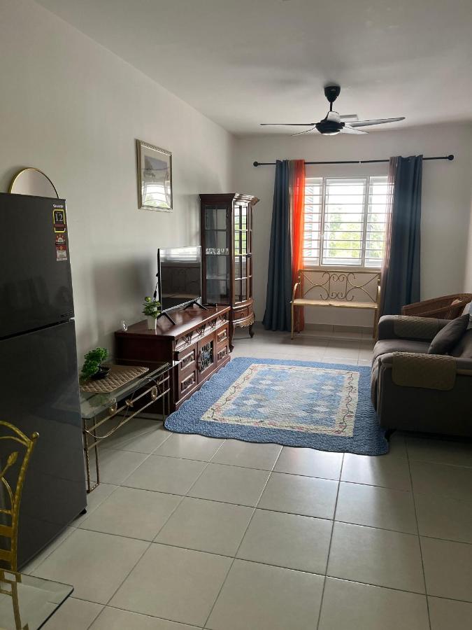 Harmoni Homestay Eco M - B&B