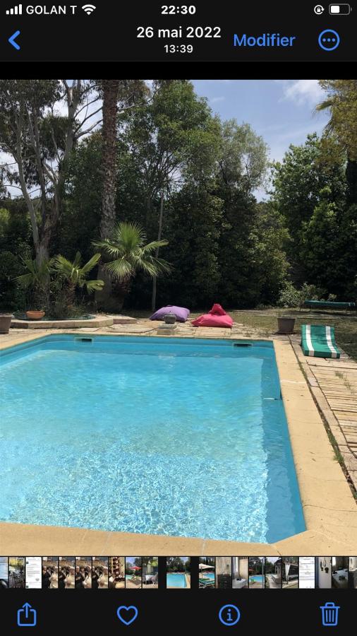 LE BONHEUR AVEC PISCINE ET JARDIN - B&B