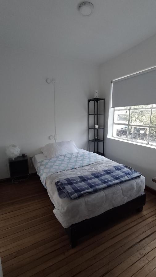 Single Room with Shared Bathroom