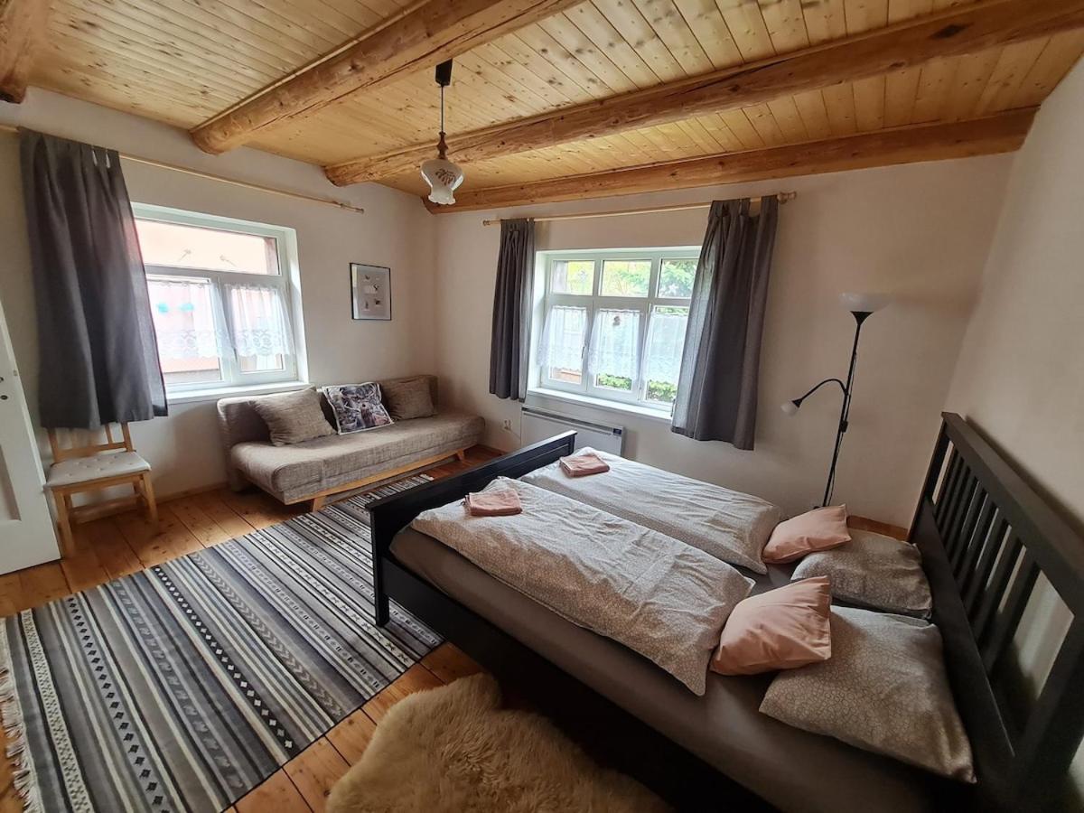 Chalupa pod skalou - B&B
