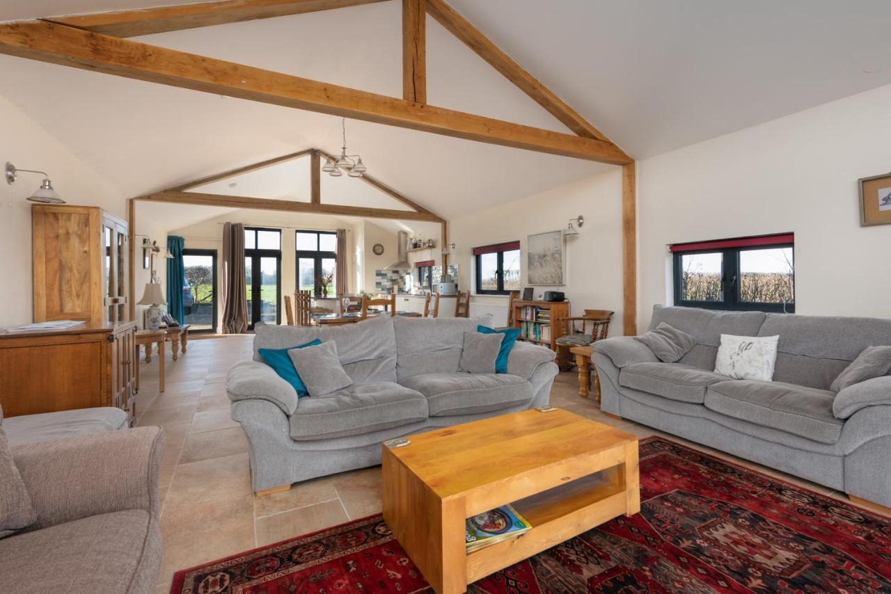 Leveret Lodge with secure garden for Dogs - Bed and Breakfast Grove Ferry