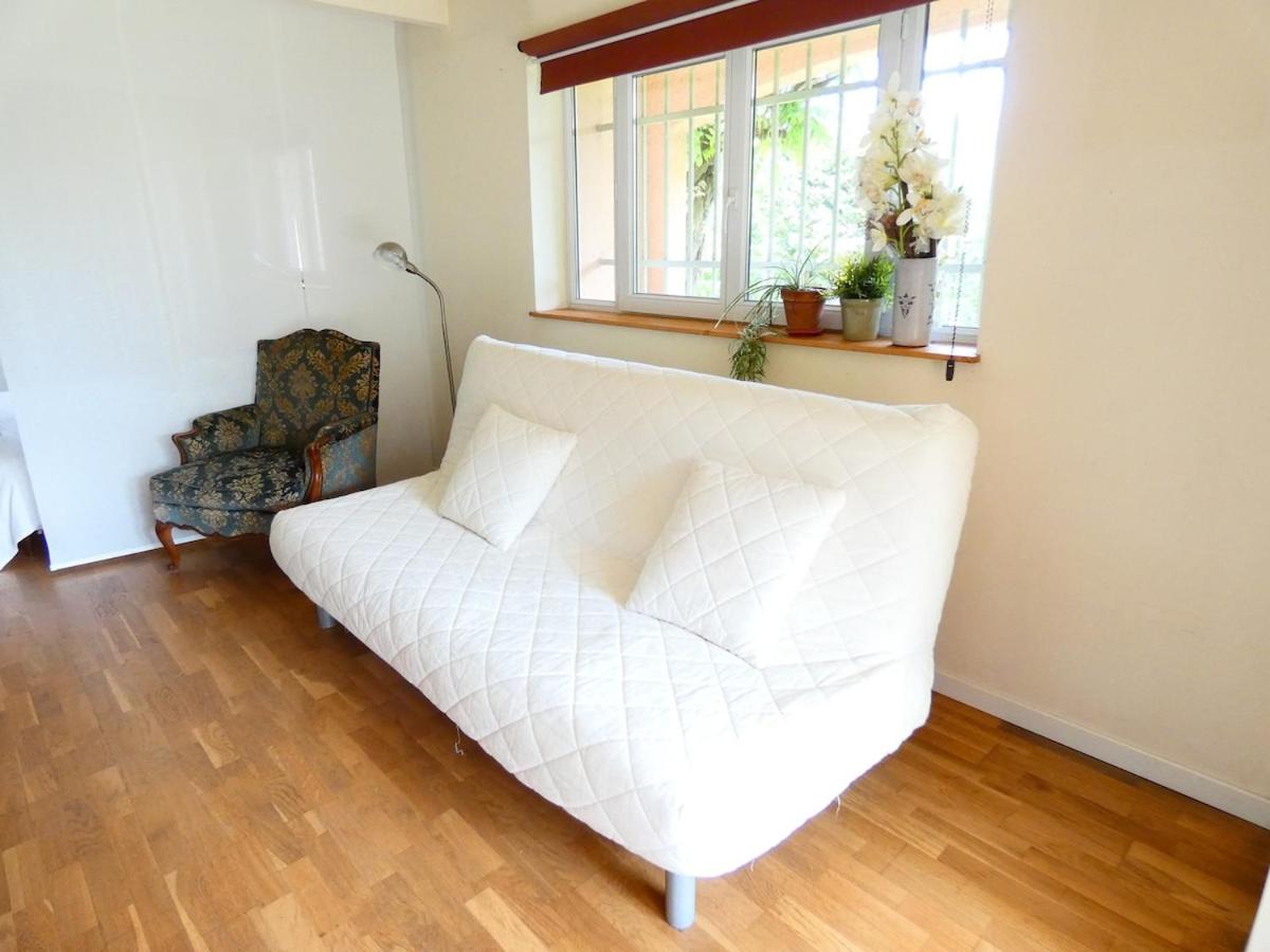 Le Chantegrillet Grand Studio Quiet Garden - Chambres d’hôtes