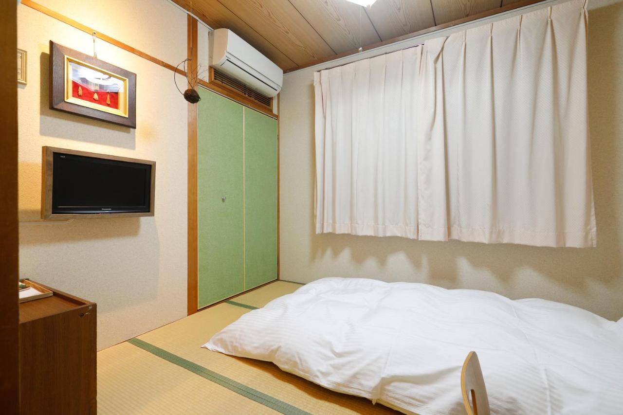 Small Single Room