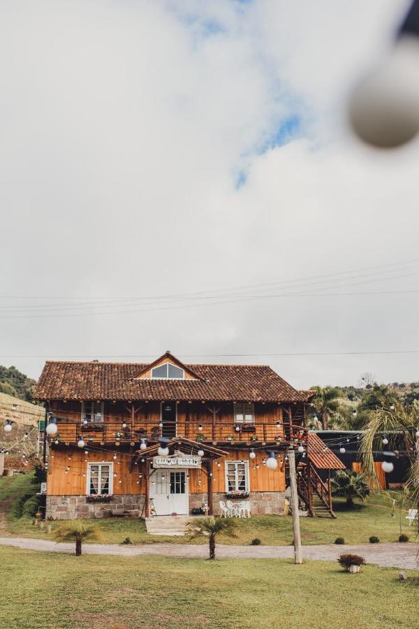 Chalé Paradiso Biazolli - B&B