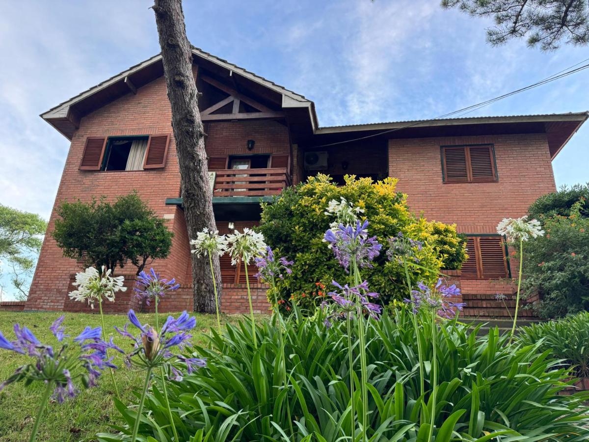 Edificio Tres Pinos - Ferienwohnung Villa Gesell