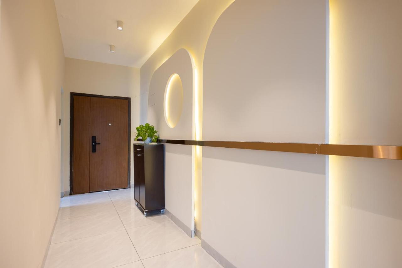 Three-Bedroom Apartment with Ocean View