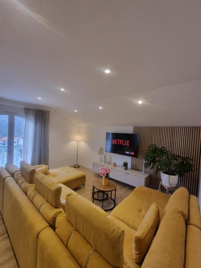 Three-Bedroom Deluxe Apartment