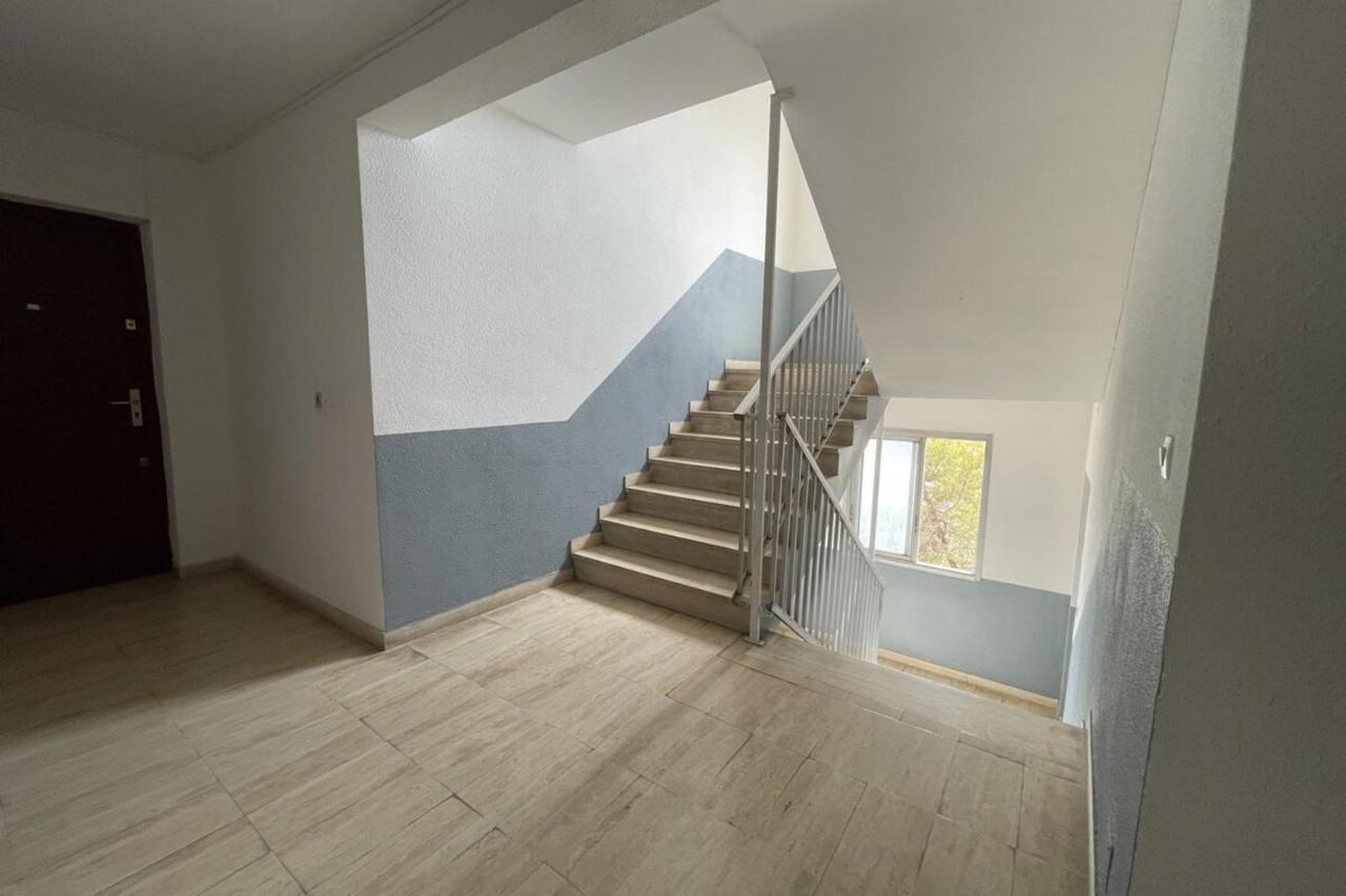 Studio with Terrace